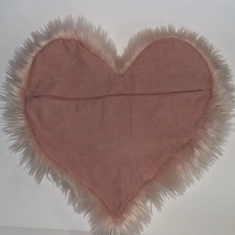 Furry Heart-Shaped Pillow Cover - Pink